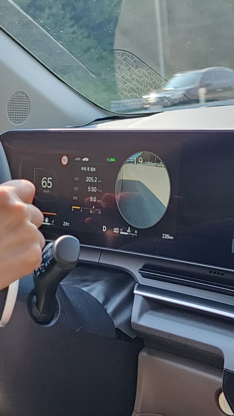 24년 6월 초 구입한 카니발 3.5 가솔린 9인승 아이보리실